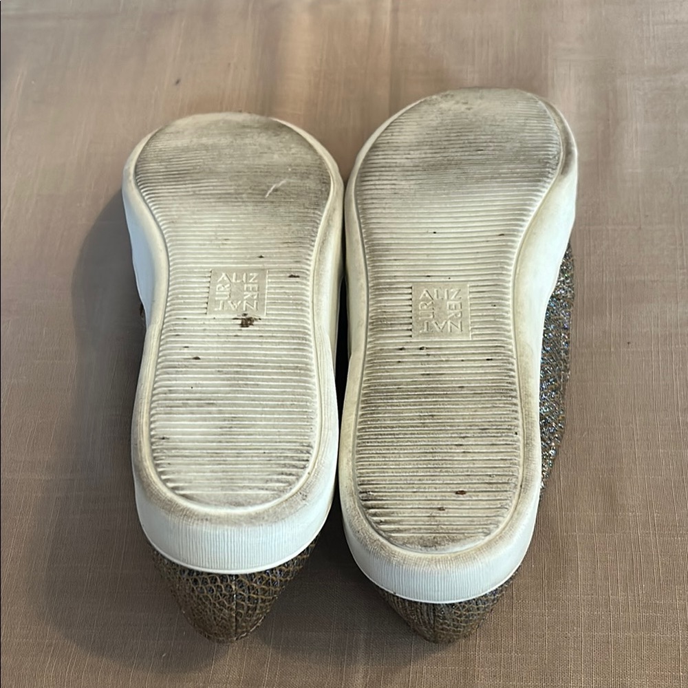 Naturalizer Slip-On Sneakers - Picture 7 of 8